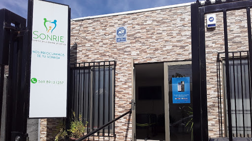 Clínica Dental Sonríe