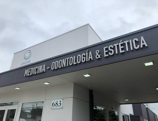 Clínica Ramis | Medicina, Odontología, Estética