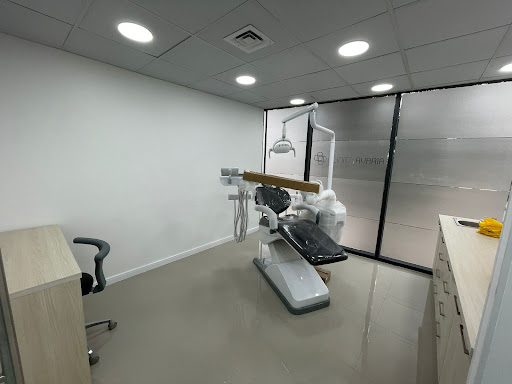 Clínica Avaria - Las Condes